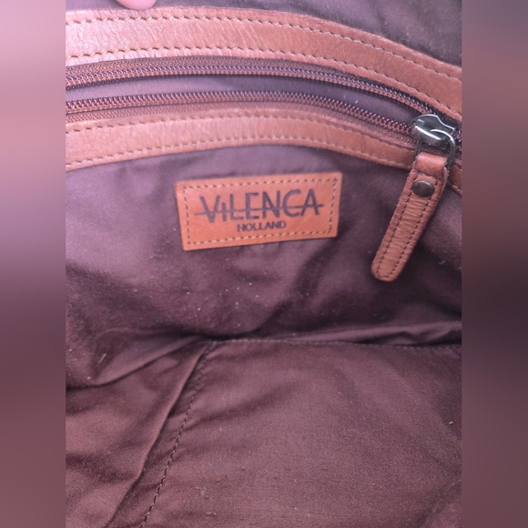 Vintage Leather Bag - Picture 11 of 12